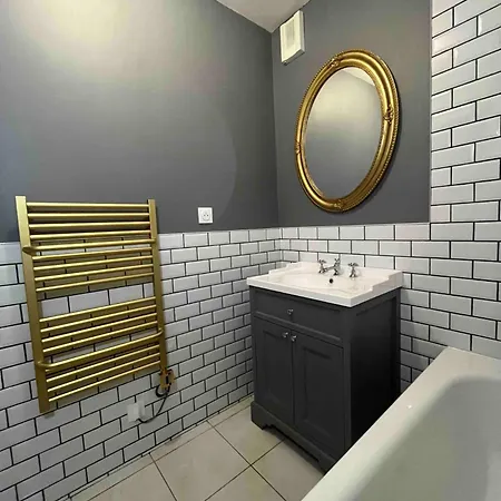 Theme Annees 20, Proche Du Puy Du Fou